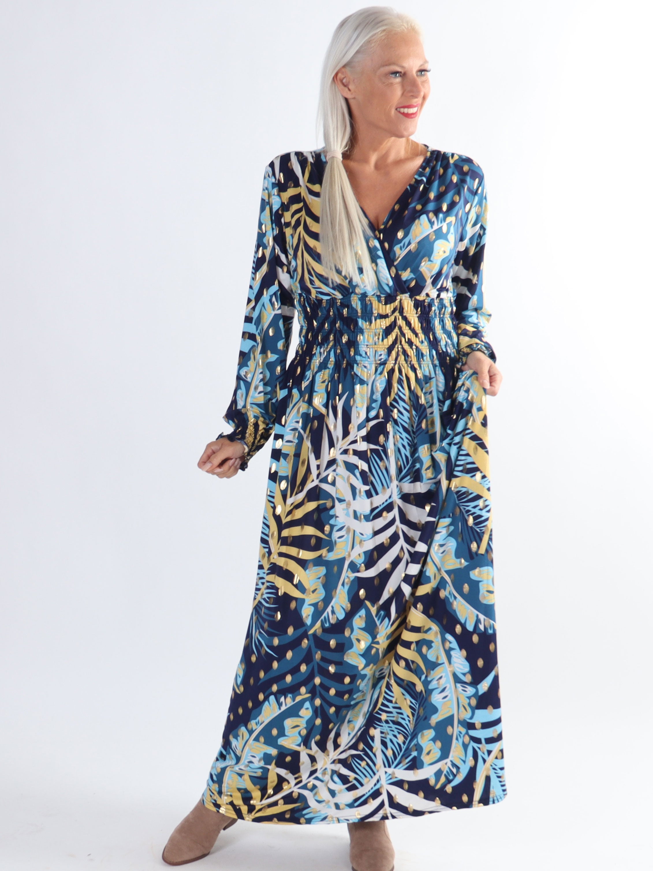 Pams Forest L/S - Plus size elastisk klänning i skrynkelfritt tyg med långa ärmar